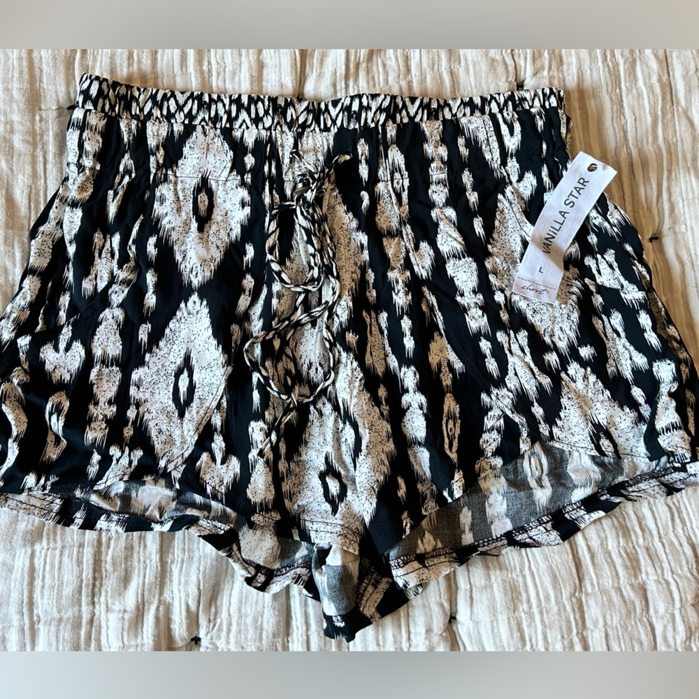 NWT woman’s boho shorts
